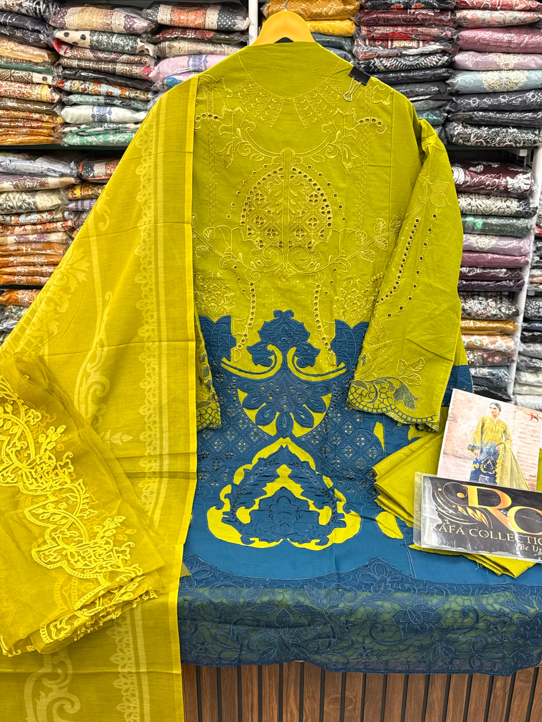 Cotton unstitched suits 129666