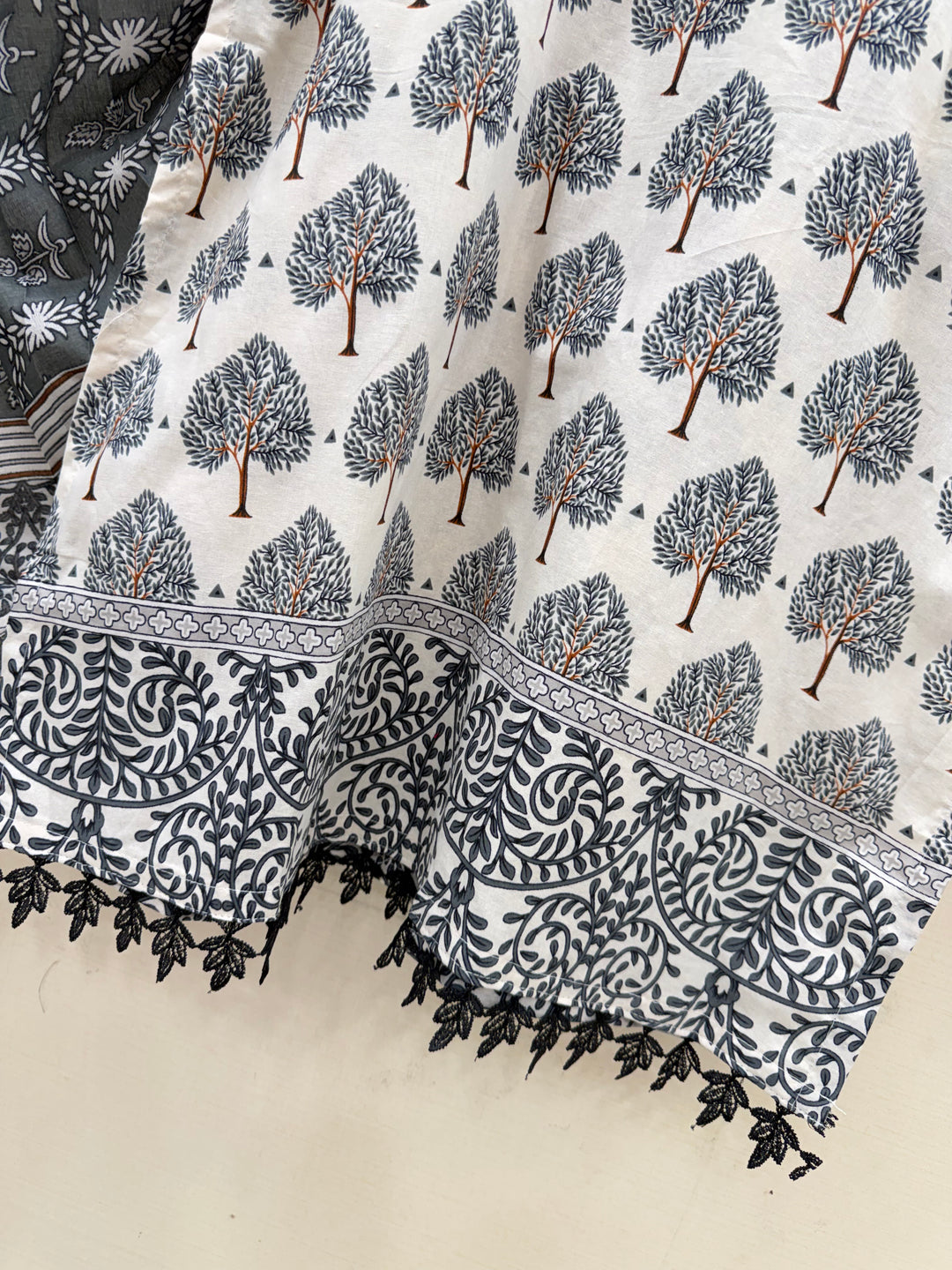 Cotton ready to wear’s suits