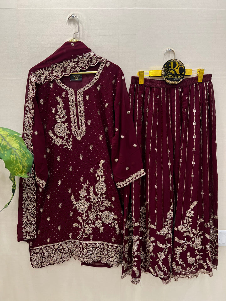 Zari work suits 2813