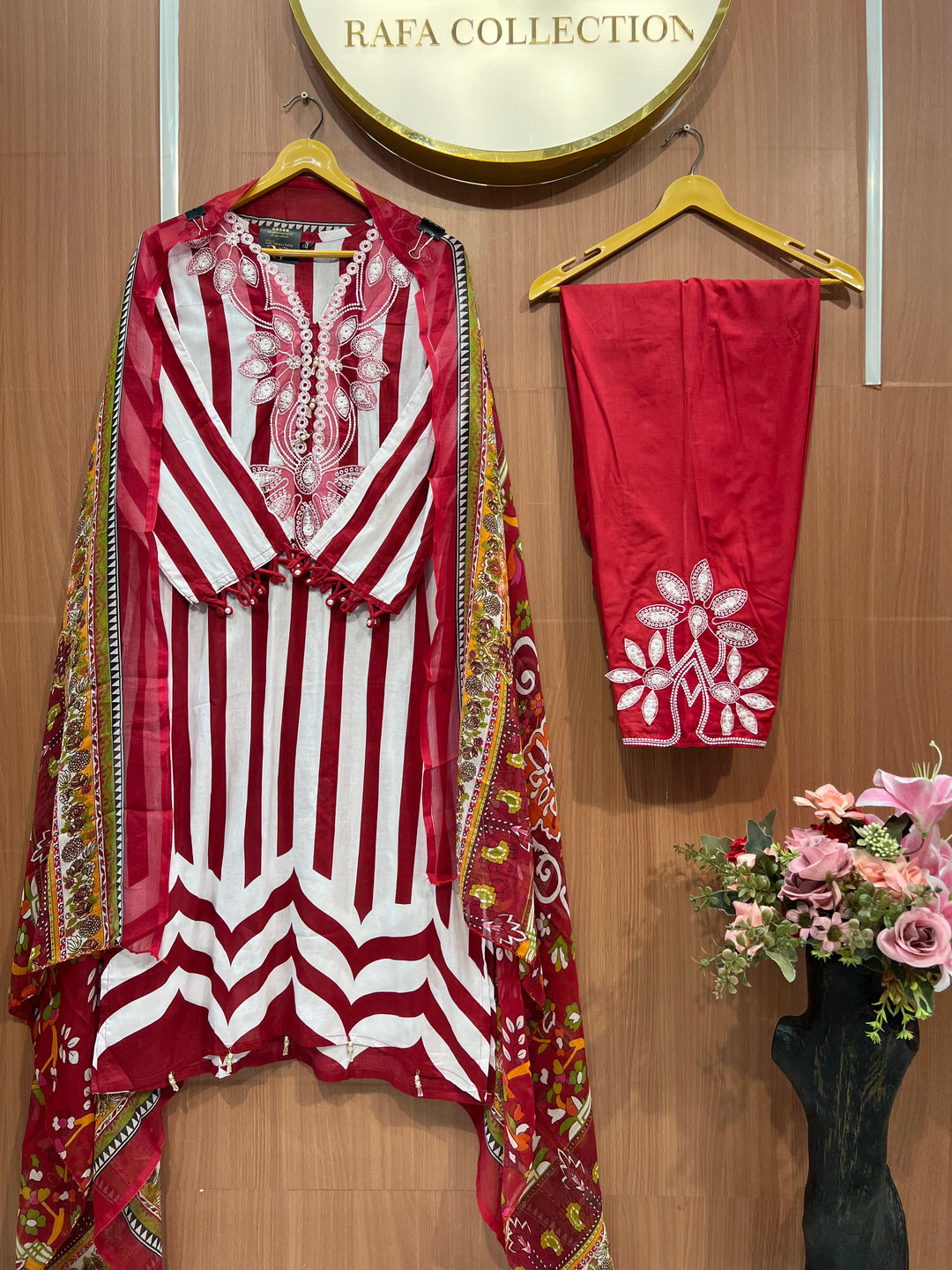 Pakistani patch work suits 2557