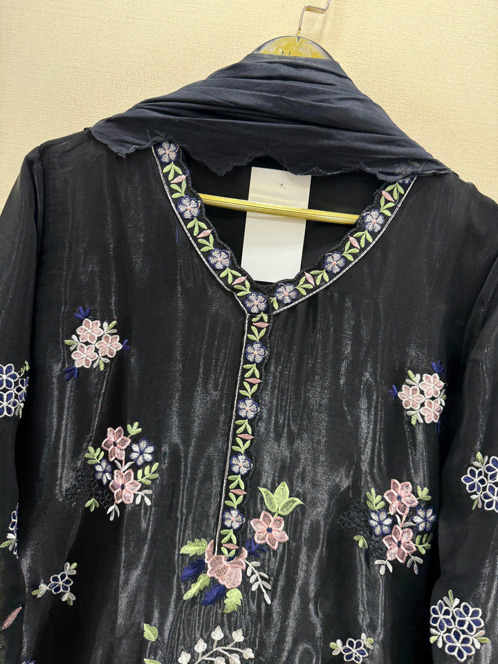 Pakistani Embroidered suits