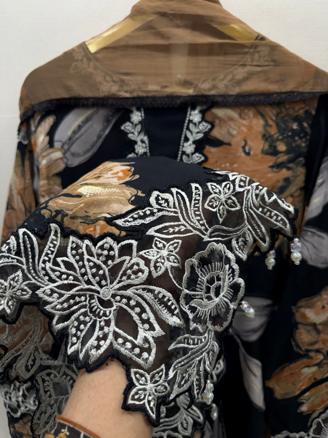 Pakistani embroidered suits 3103