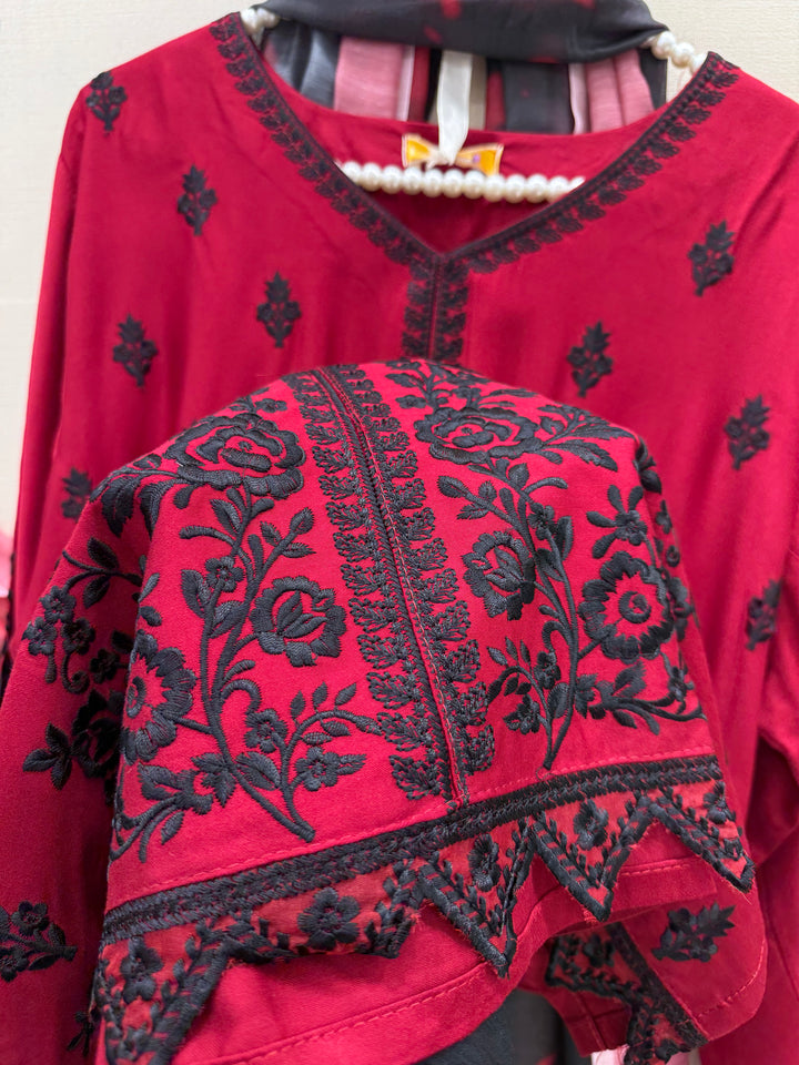 Pakistani Embroidered suits