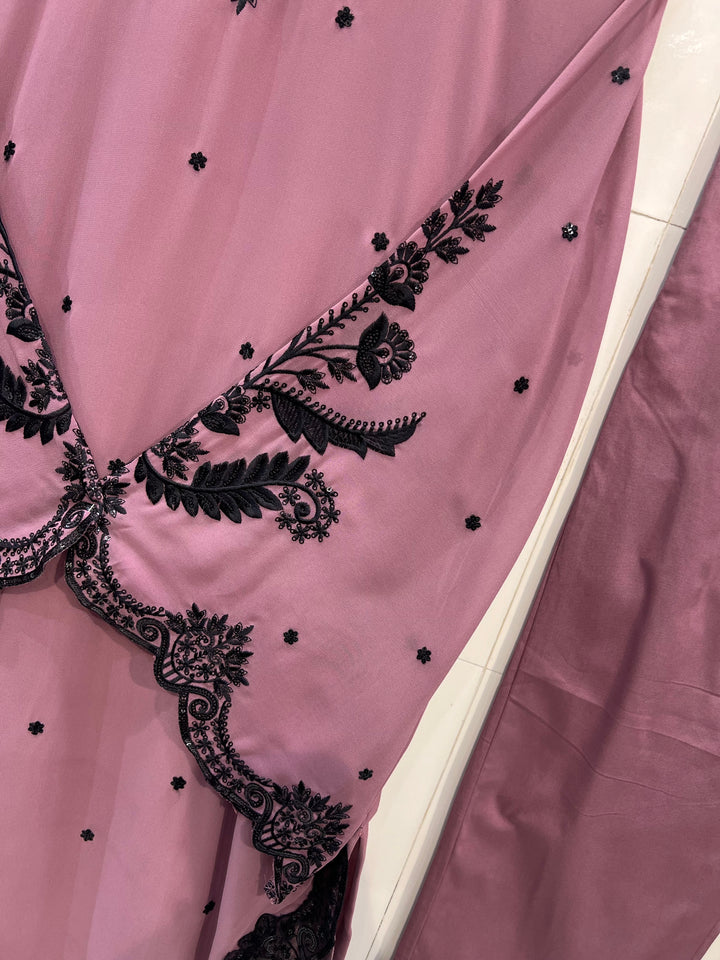 Pakistani suits 2520