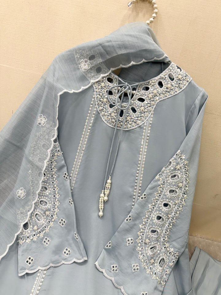 Premium cutwork long suits