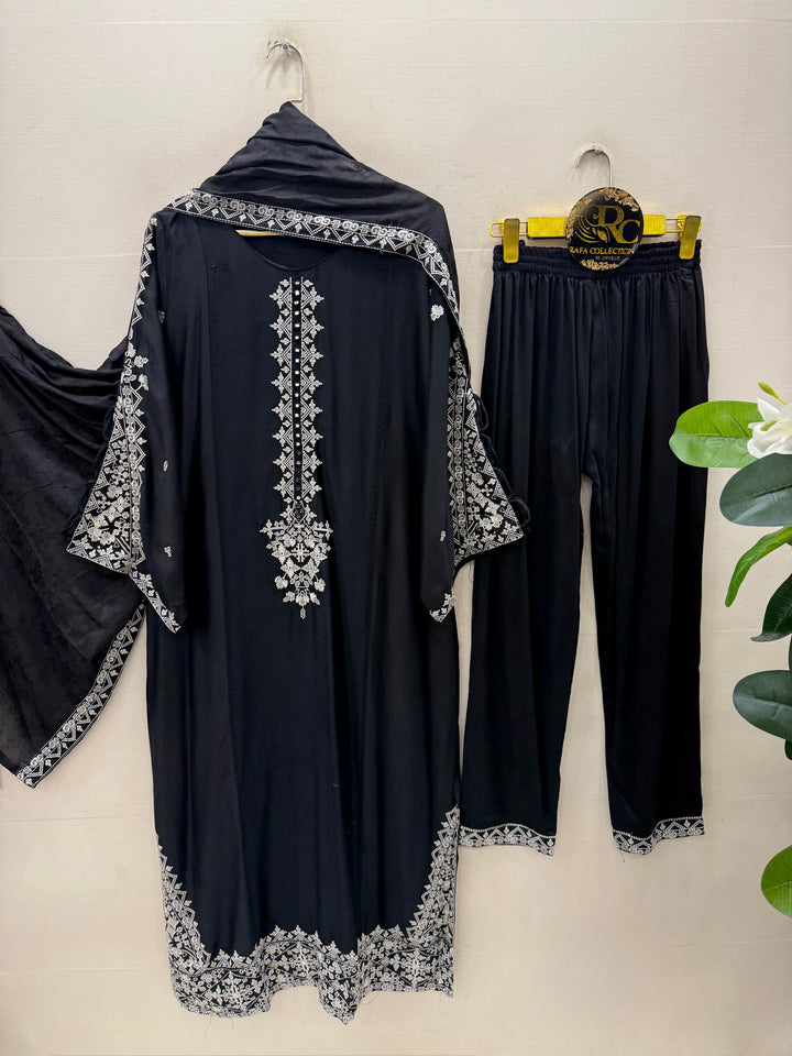 Embroidered Long Kaftan’s