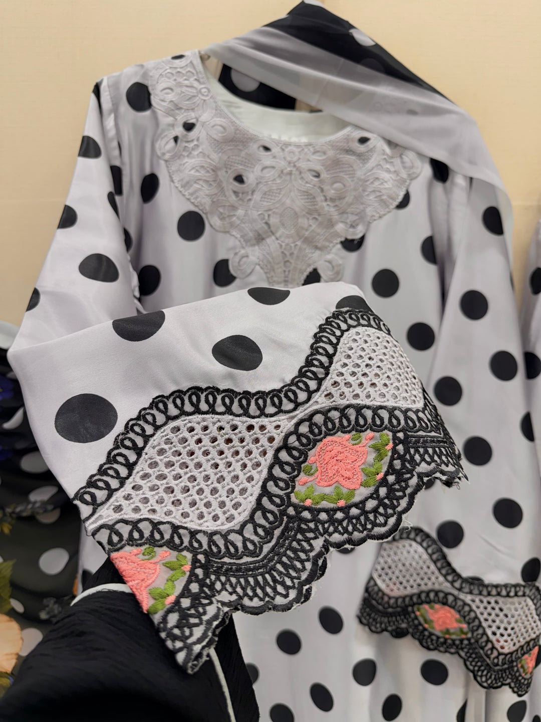 Polka dot suits
