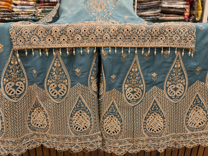 Pakistani party wear suits 17396