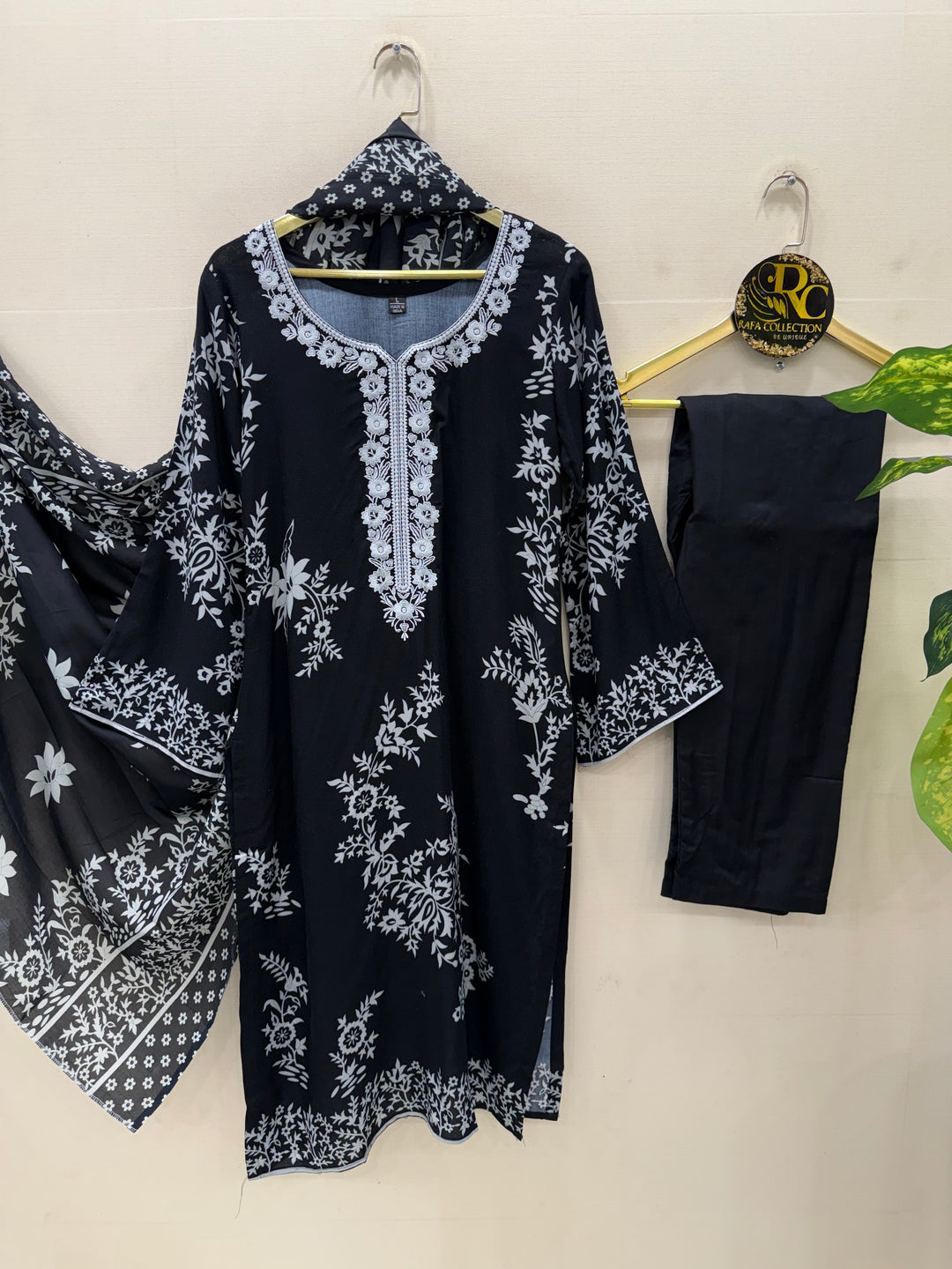 Cotton embroided suits