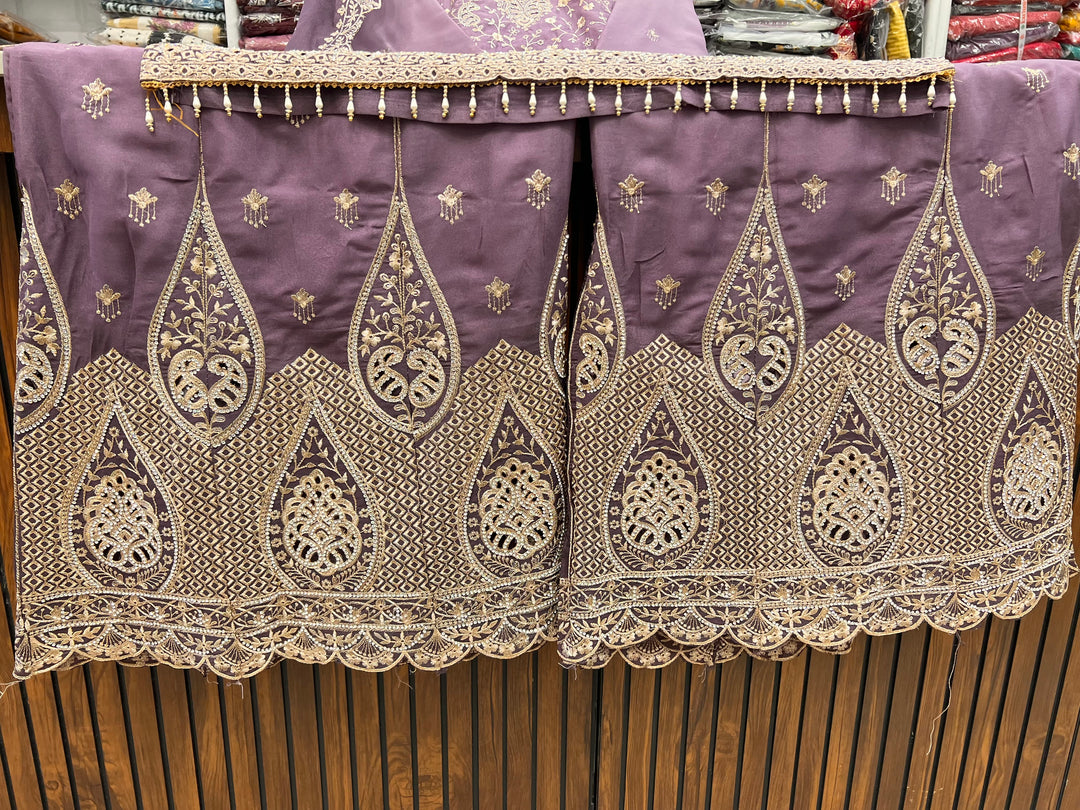 Pakistani party wear suits 17396