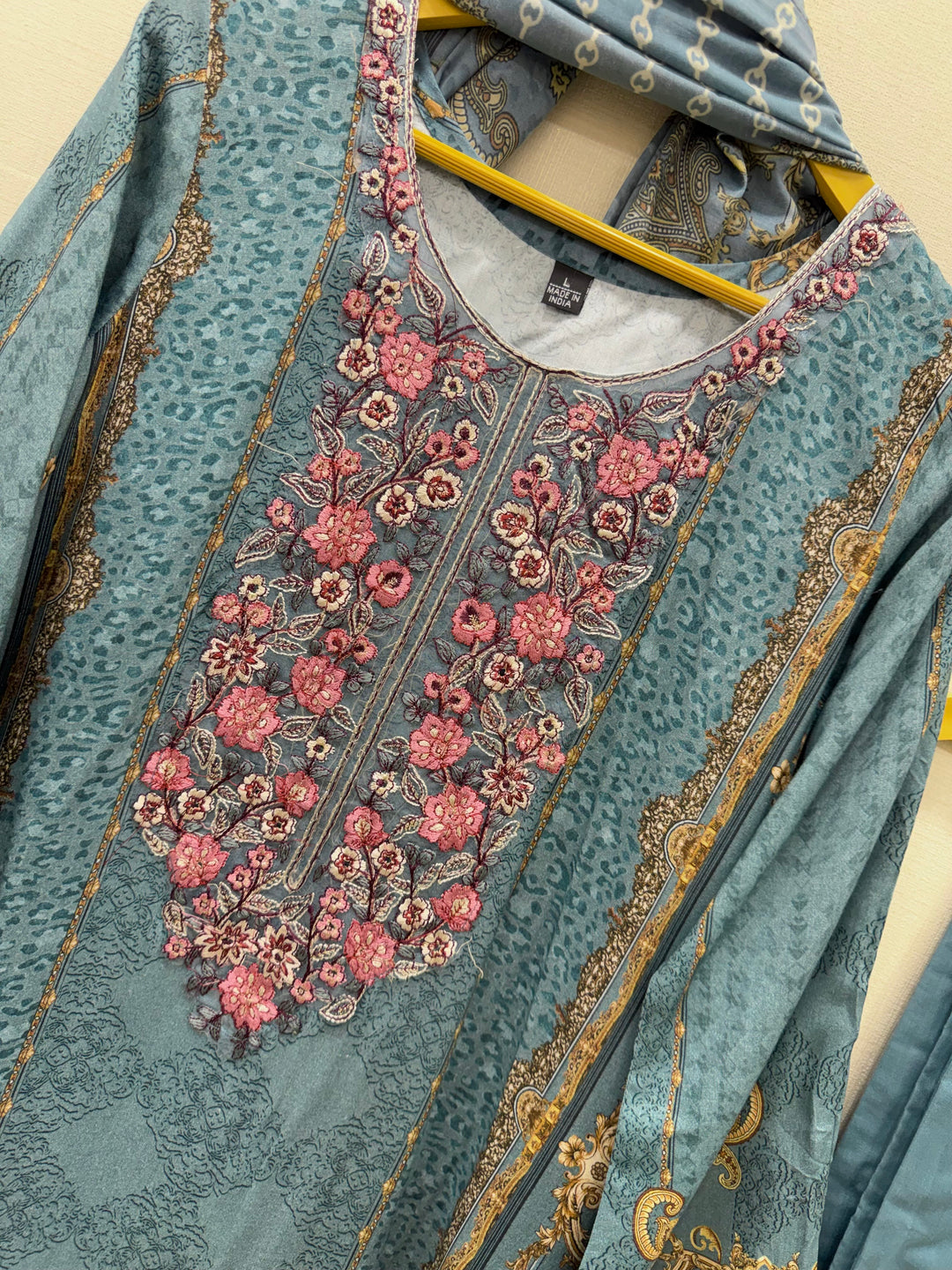 The Hermitage lawn suits 34671