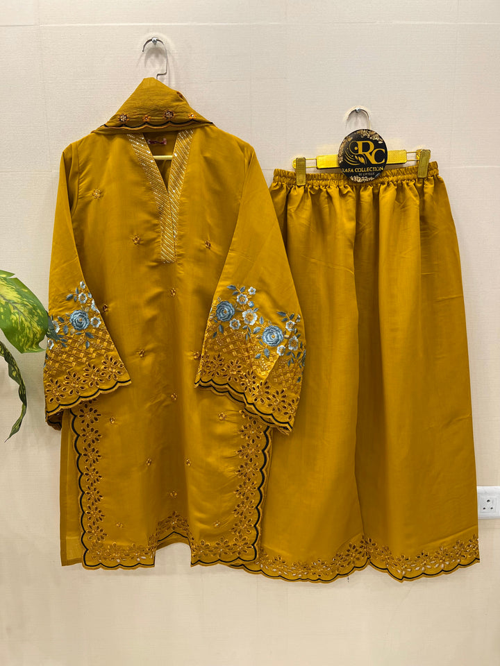 Pakistani formals suit 2648