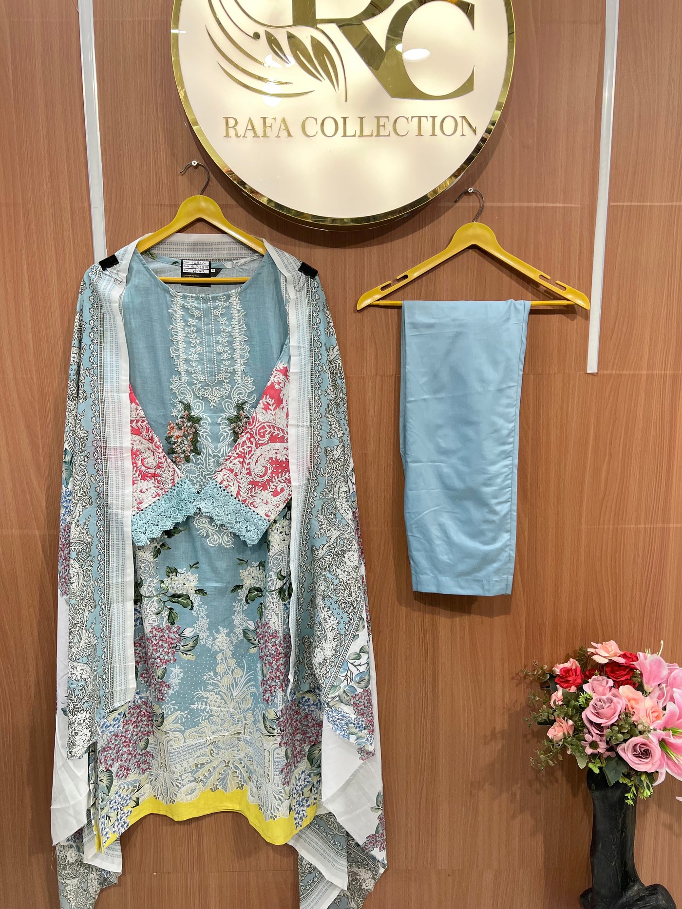 Pakistani patch work suit 2519