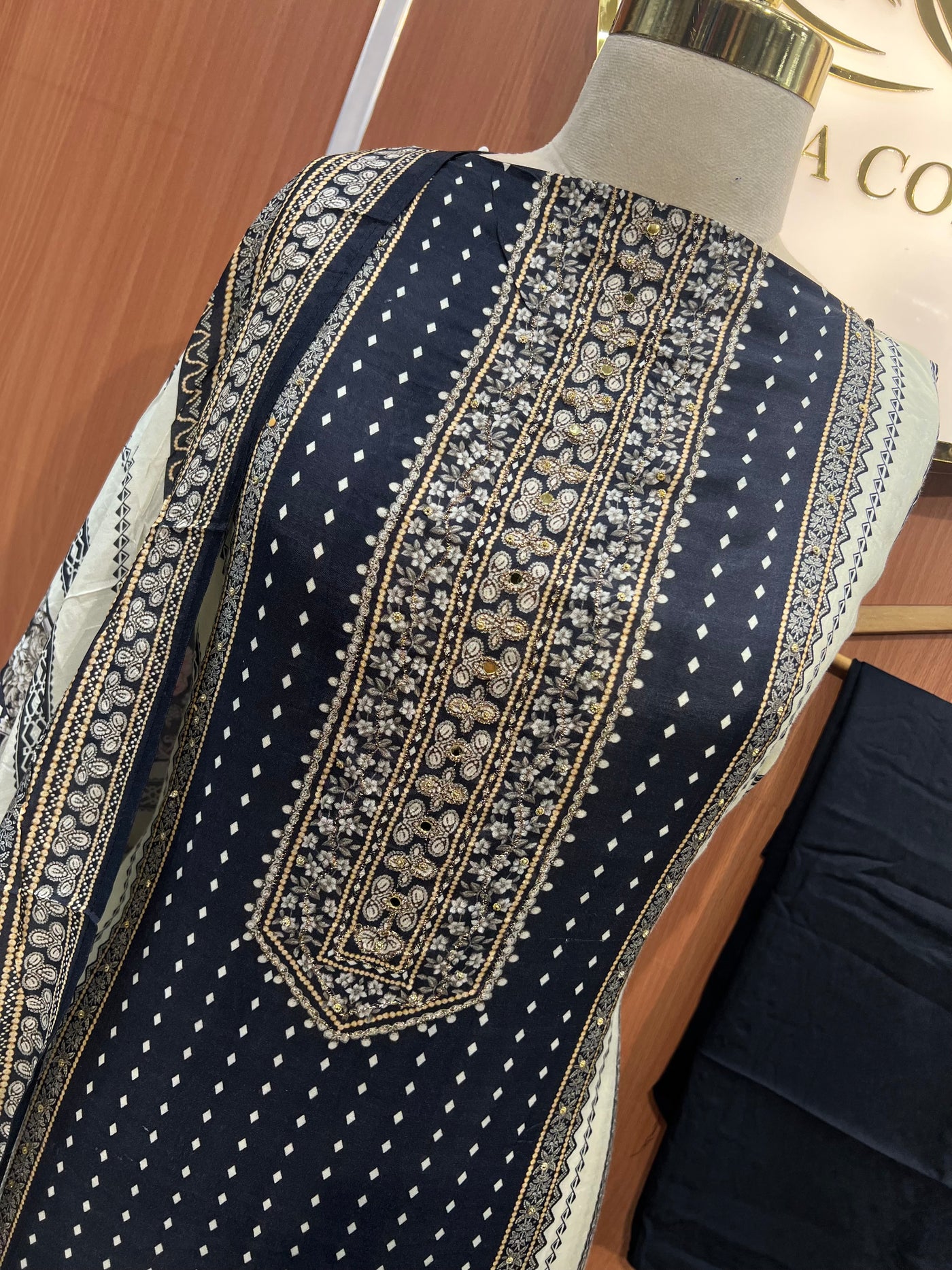 Muslin Unstitched suits 2544