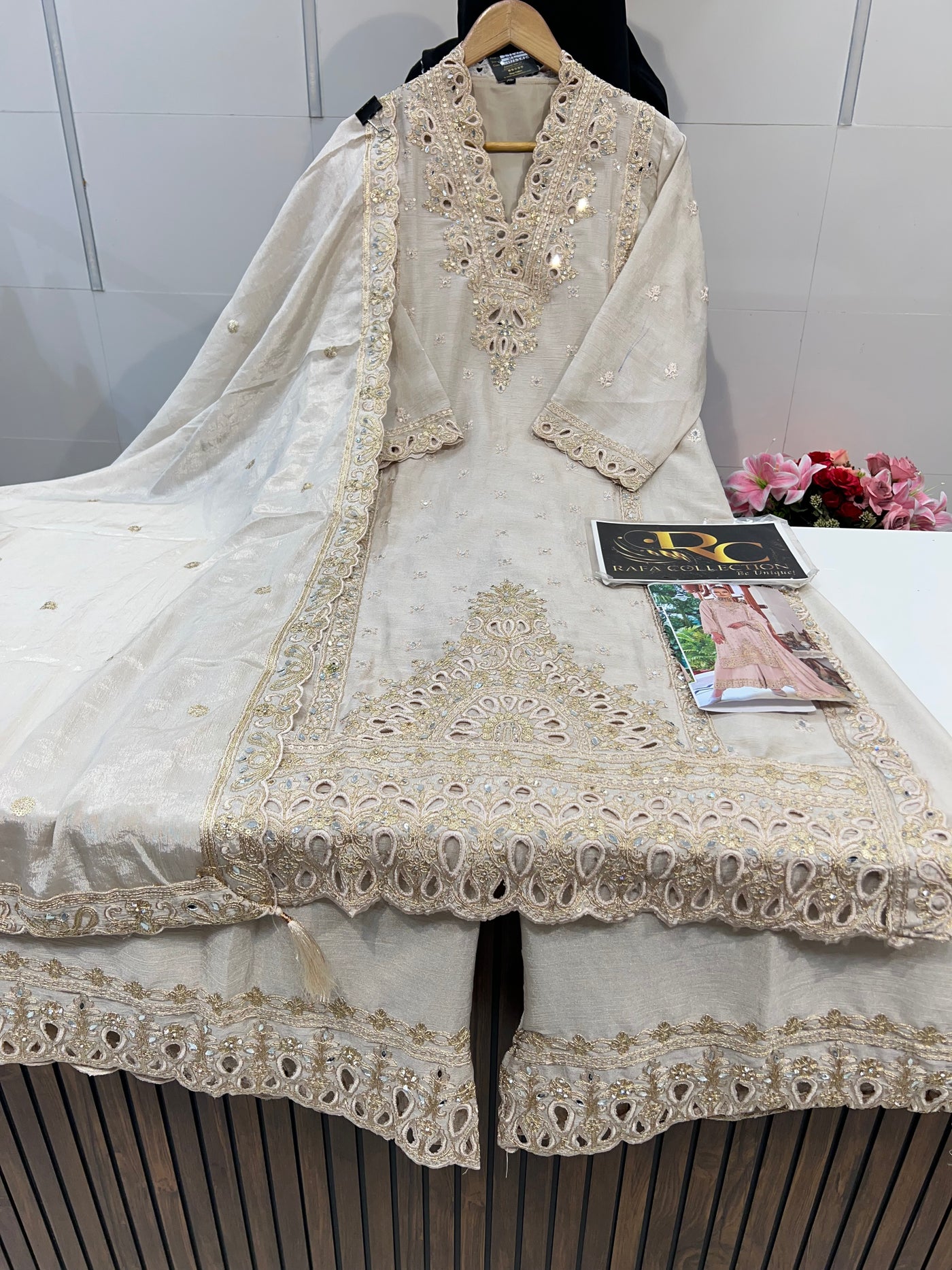 Saira special Suits 23420