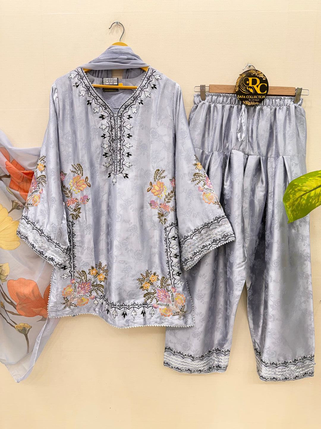 Embroidered Farshi Salwar