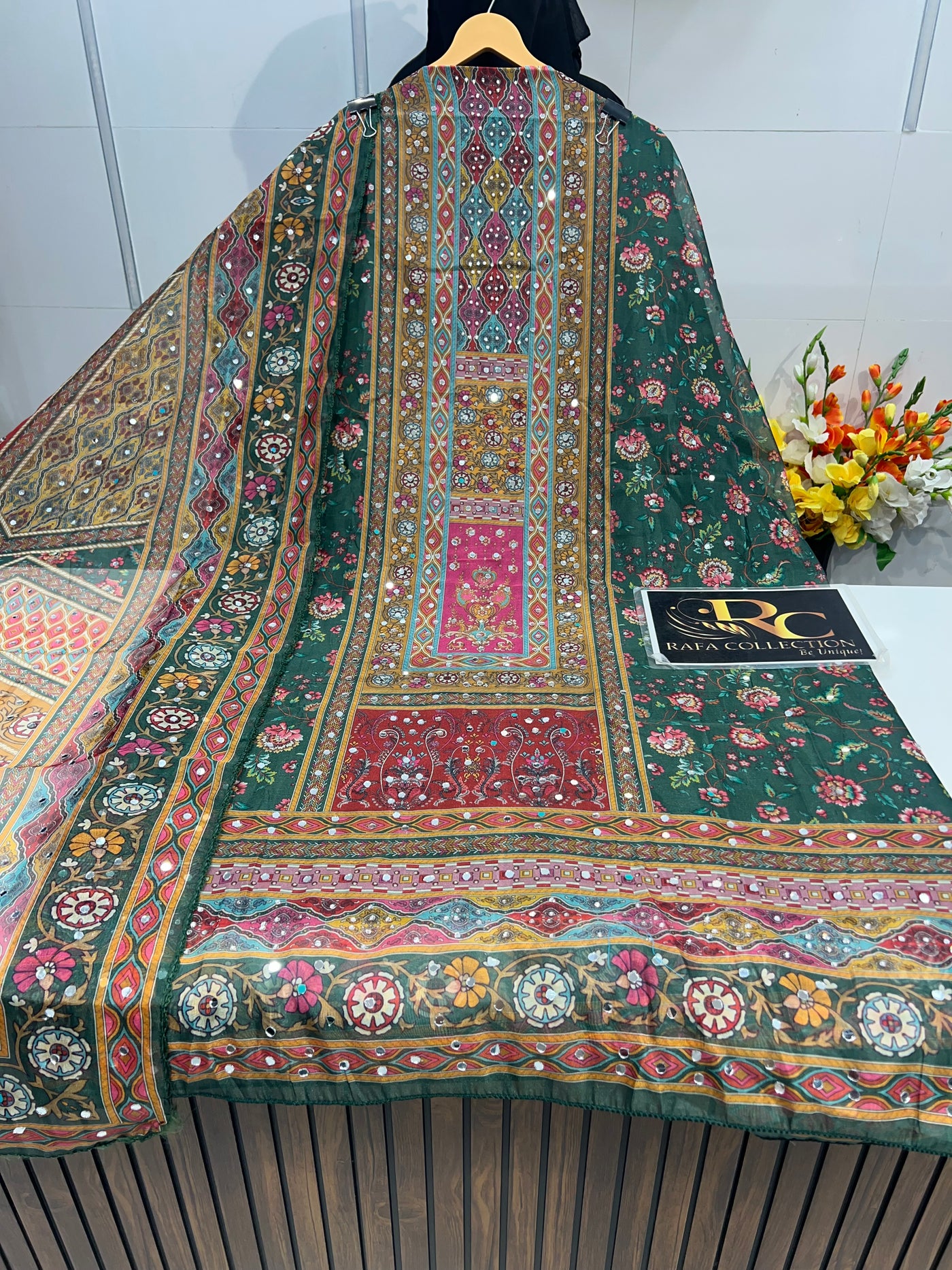 MIRROR WORK UNSTICH SUIT 1910