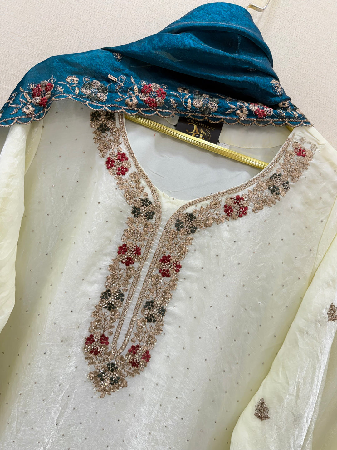 Pakistani chinnon suits 2969