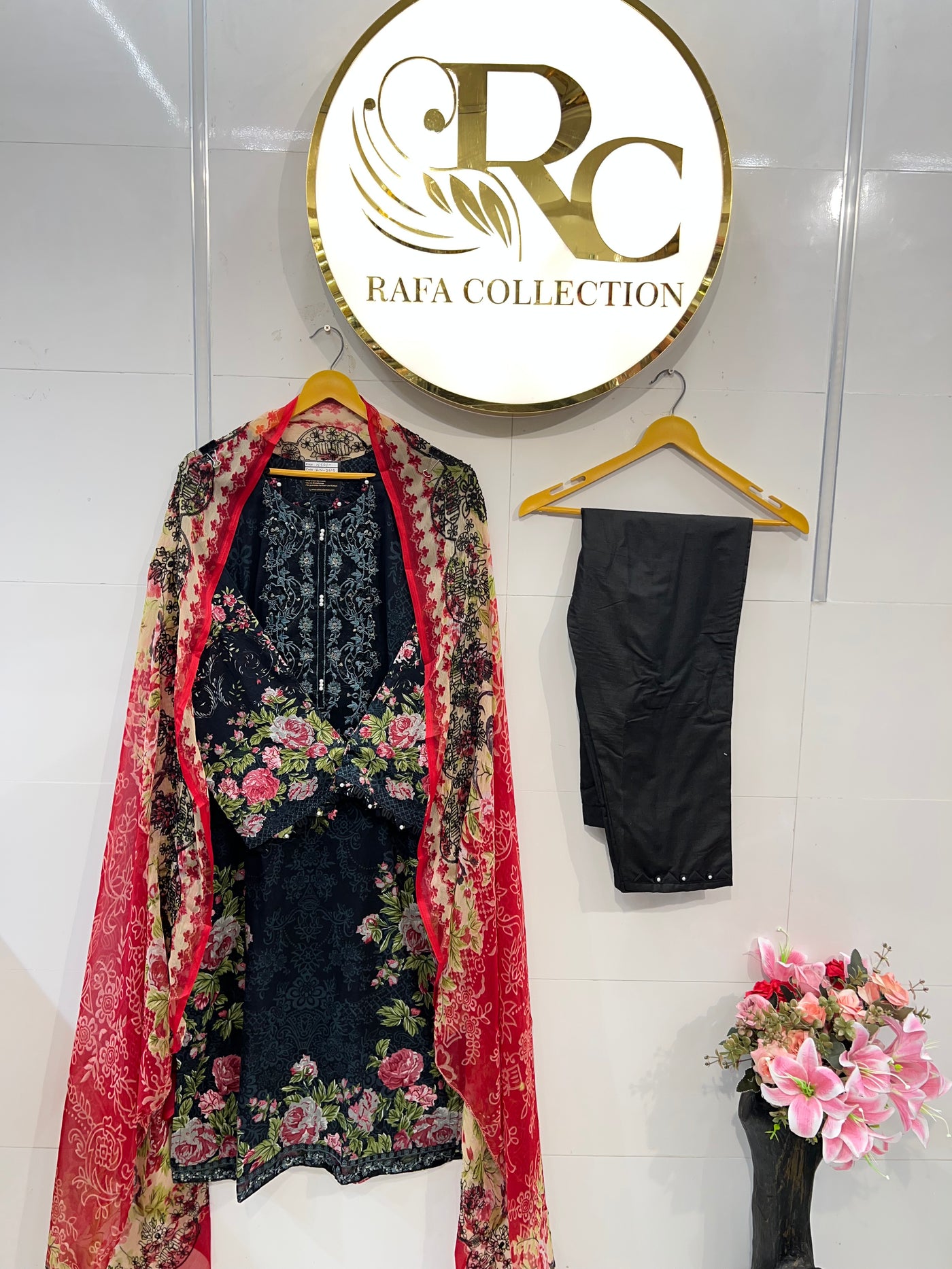 Pakistani embroided suits 2610