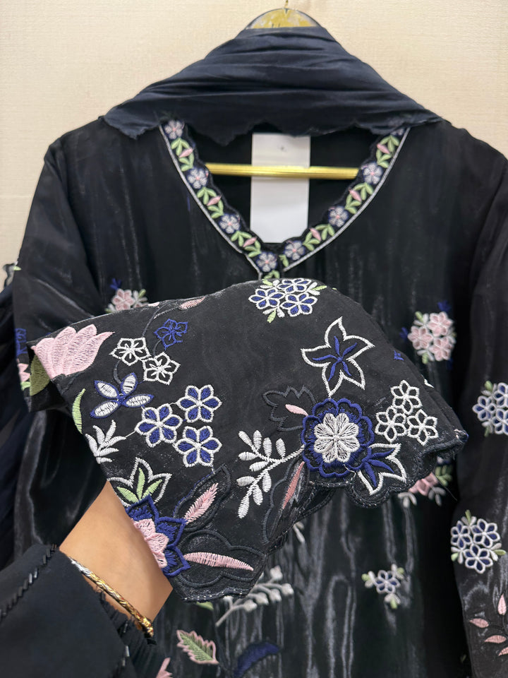 Pakistani Embroidered suits