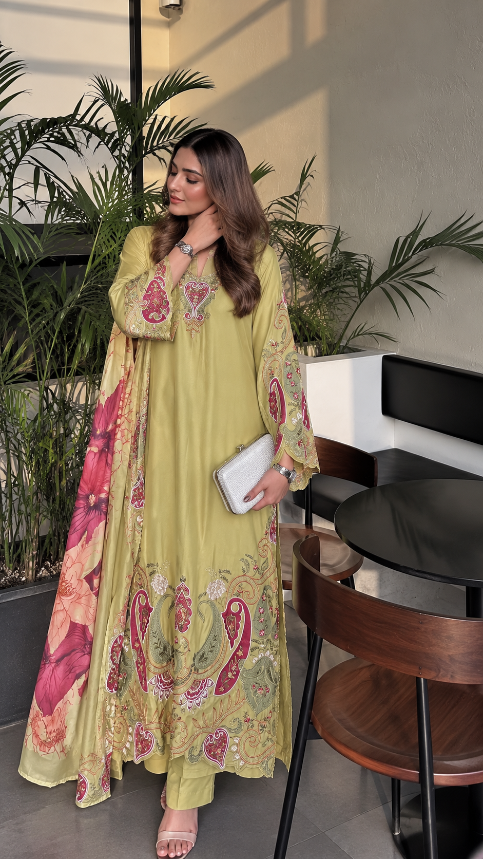 Embroidered pakistani kaftan Long Suits