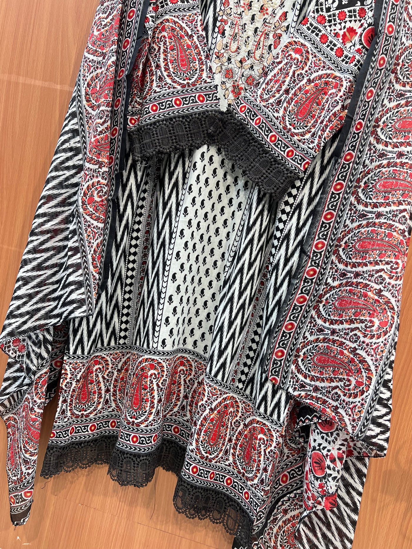Pakistani formals 2627