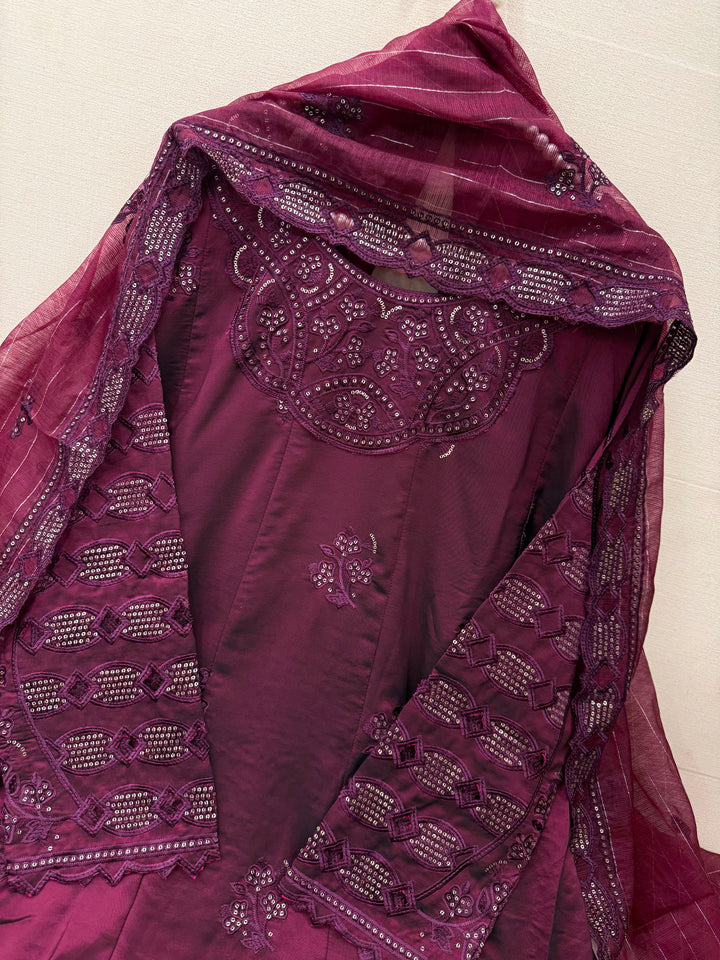 Premium cutwork long suit