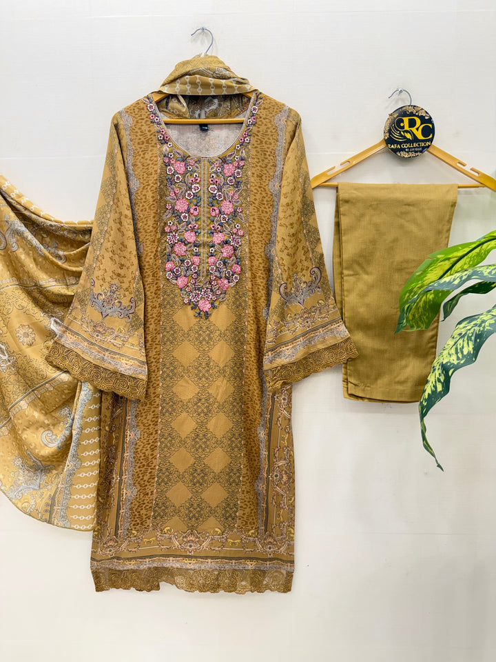 The Hermitage lawn suits 34671