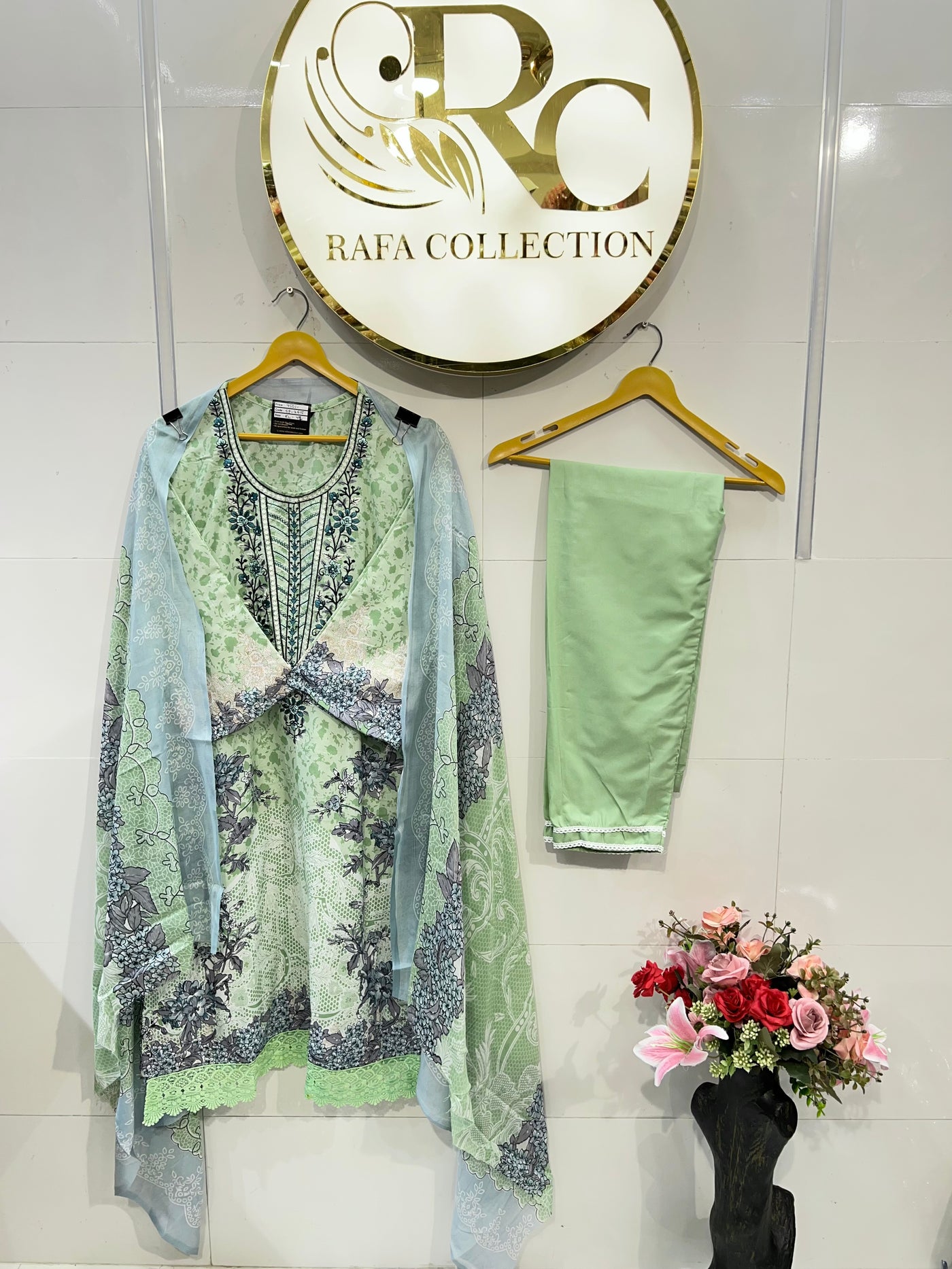 Cotton Embroidered suits 2615