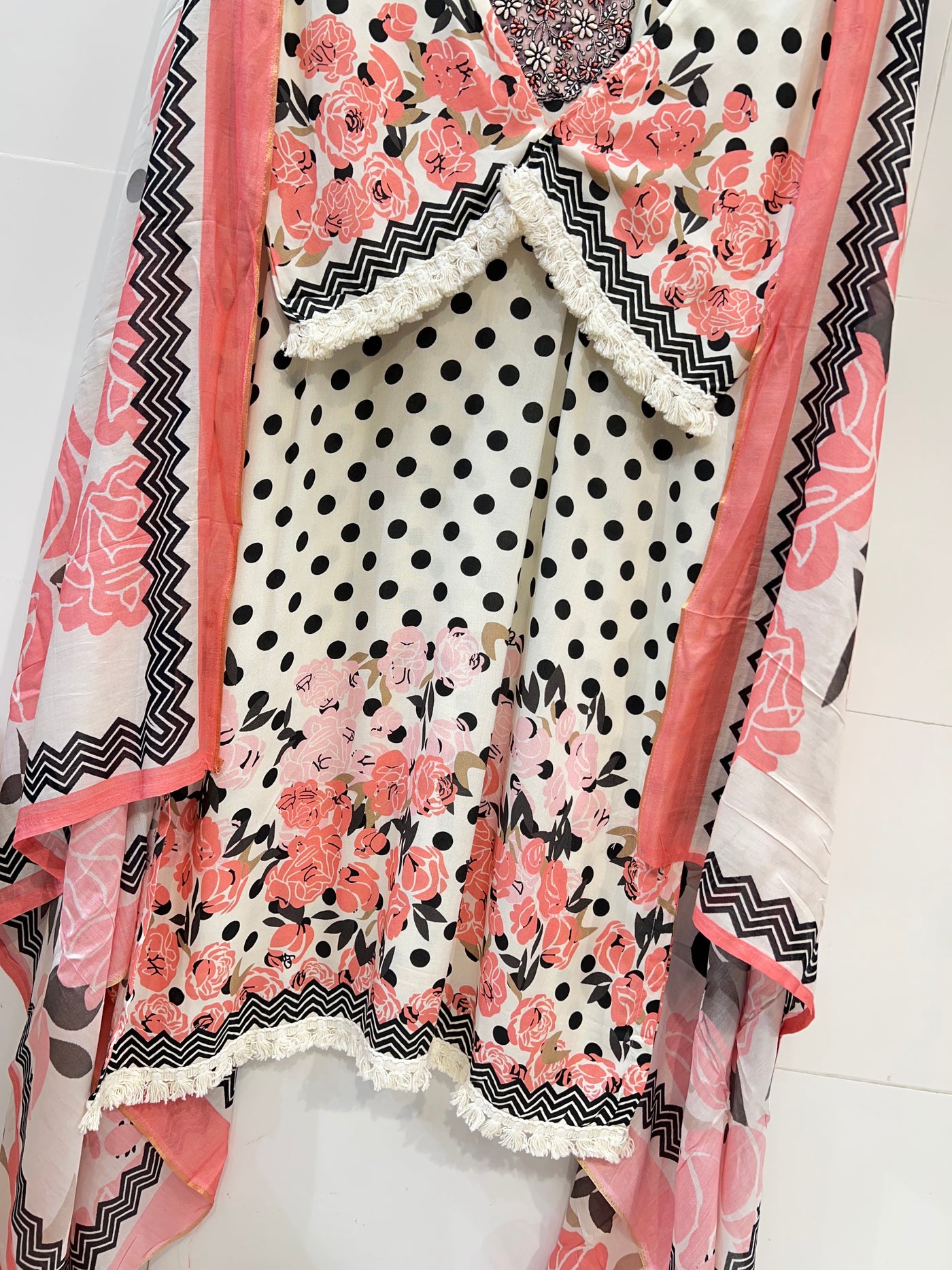 Lawn Embroidered Suits 4310