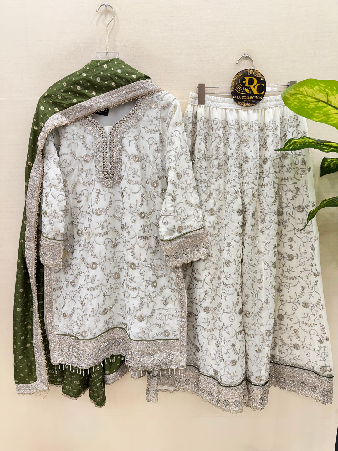 Pakistani Garara suit