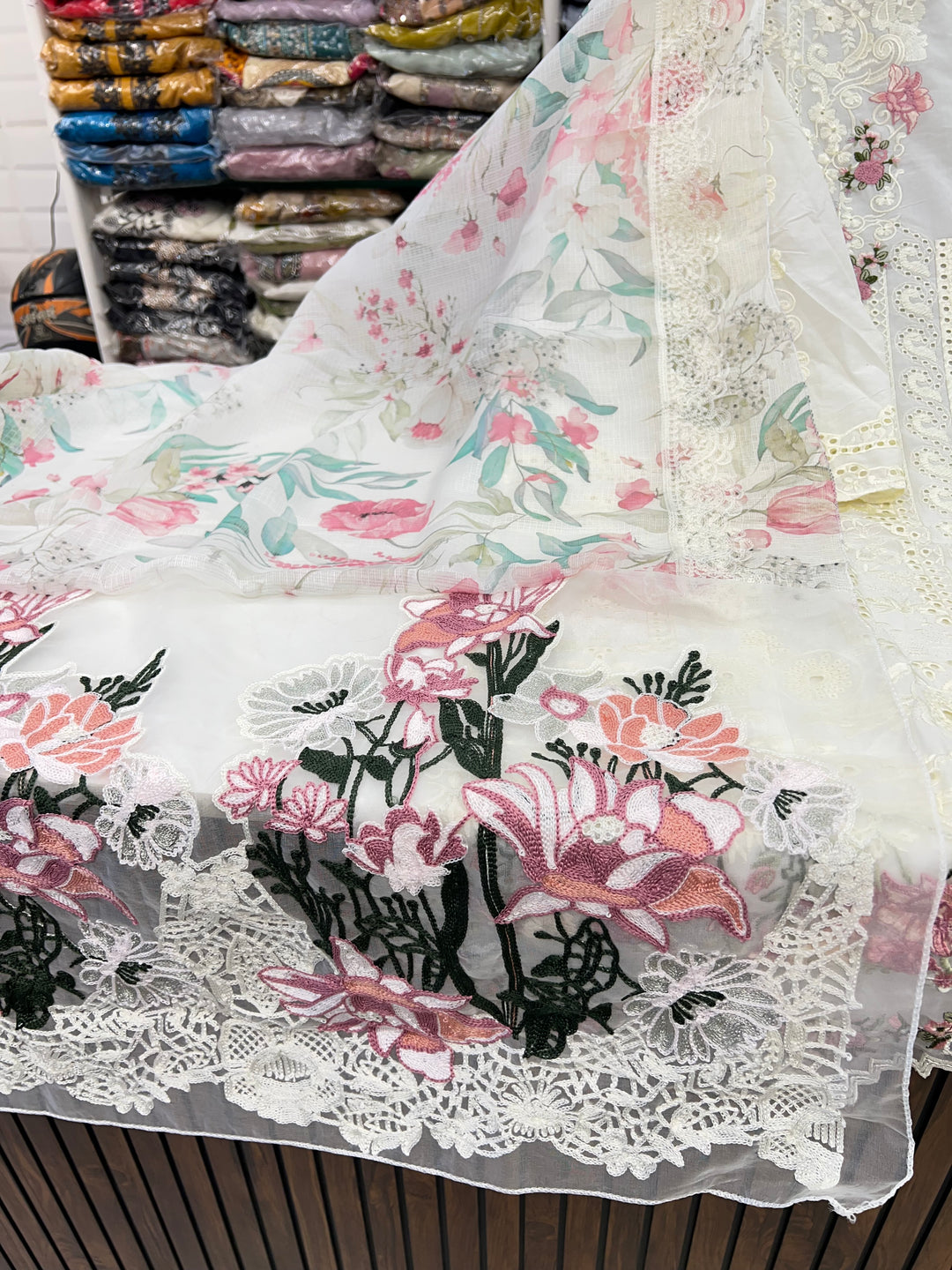 Pakistani unstitch suits 129667