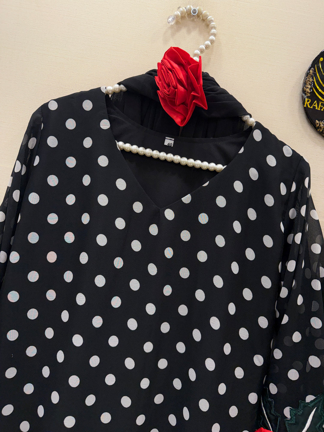 Polka dot 3d flower suits