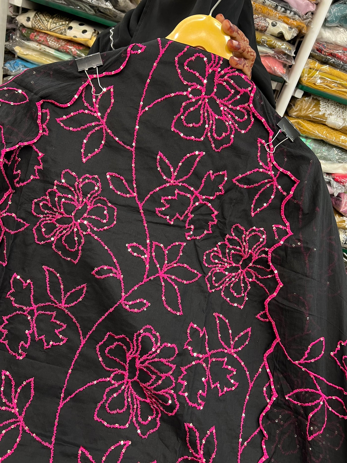 Embroidered unstitch suit 2676