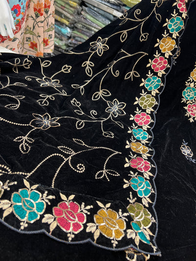 Velvet Embroidered Suit 2581