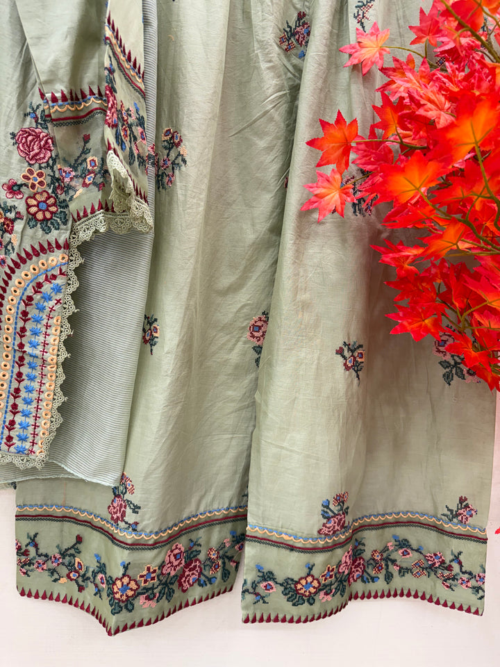 Pakistani Embroidered suits