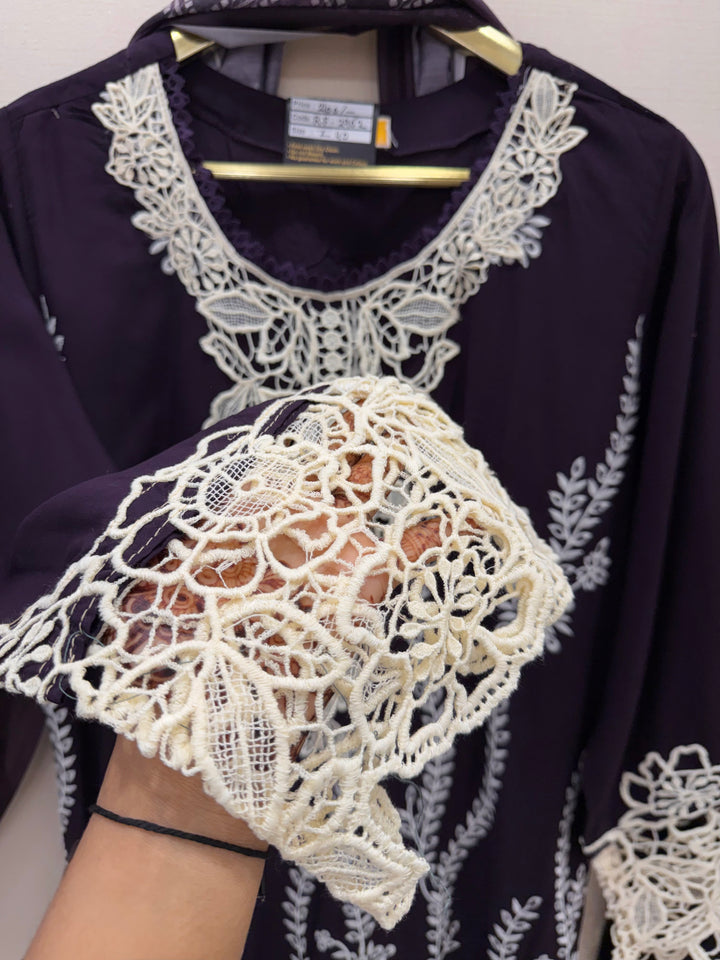 Cutwork Pakistani embroidered suits!