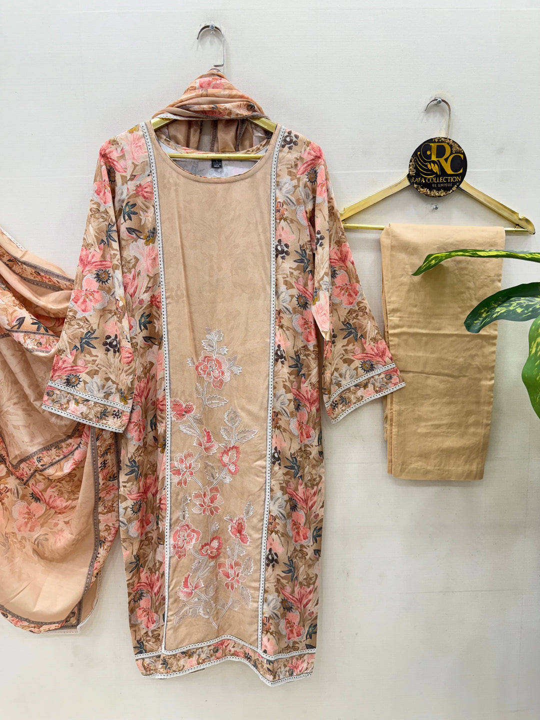 The Hermitage lawn suits