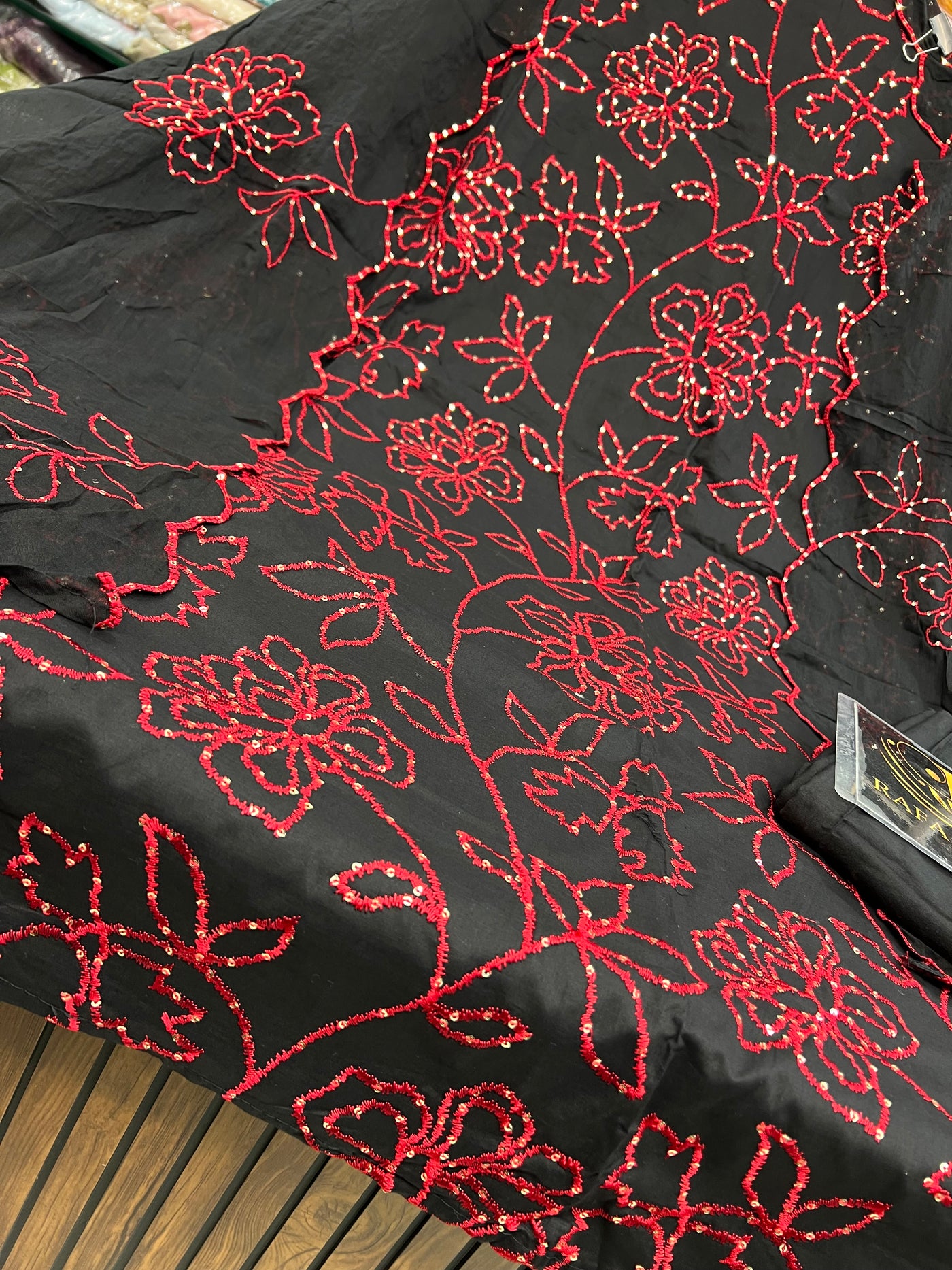 Embroidered unstitch suit 2676