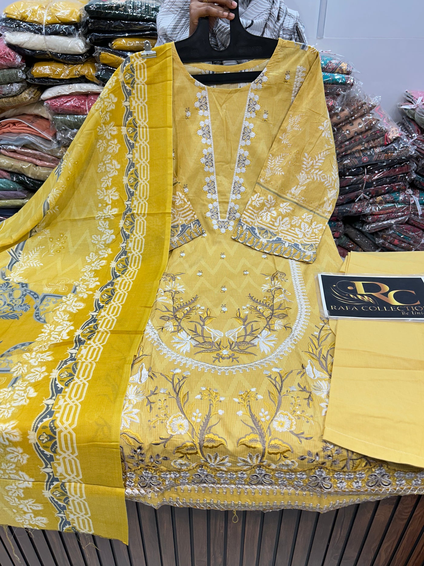 Cotton Embroidered Suit 1326
