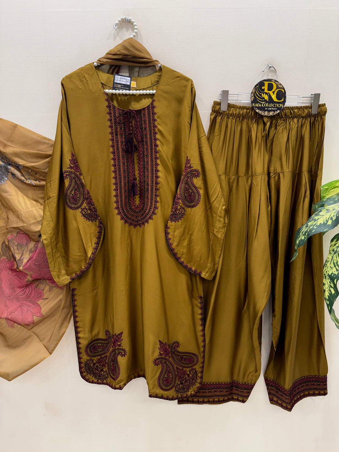 Pakistani Farshi Salwar suits