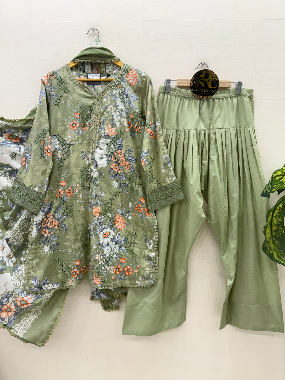 Cotton embroided farshi suits