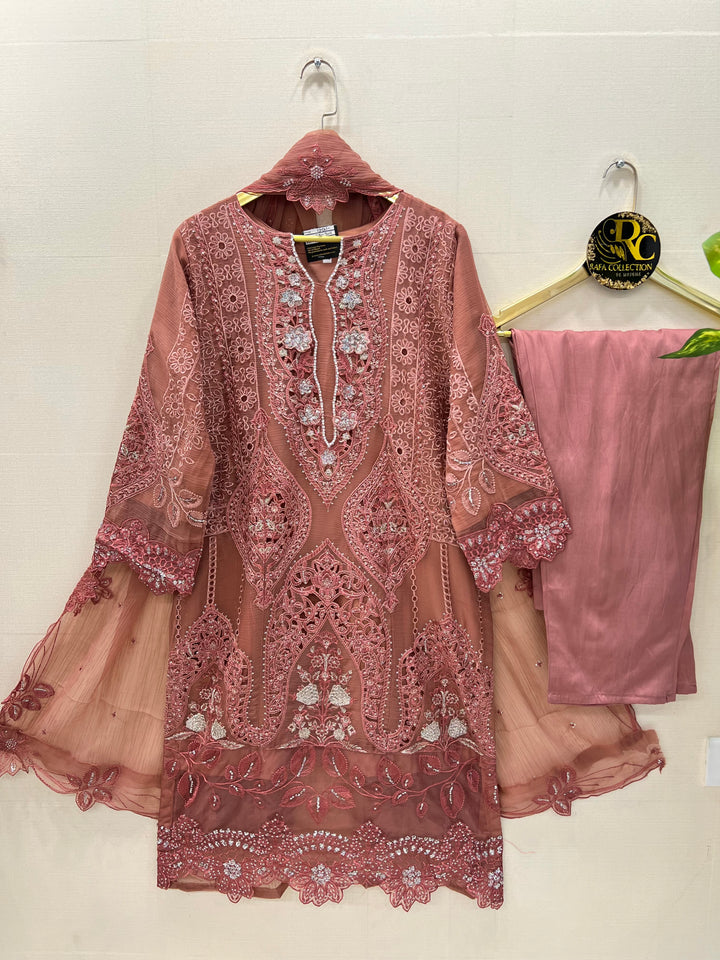 Pakistani Chinon suits