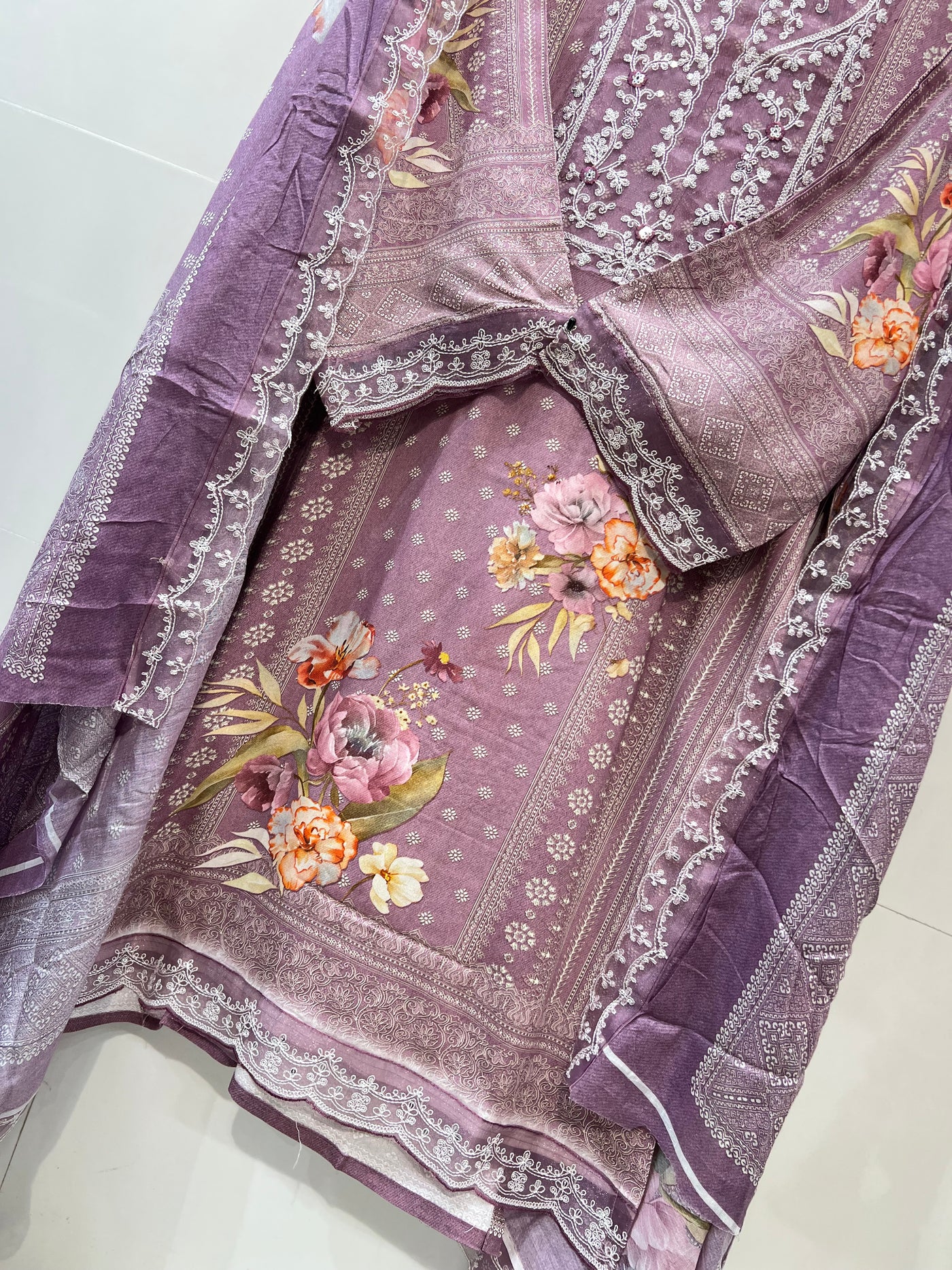 Lawn Patch Work Suits 2342