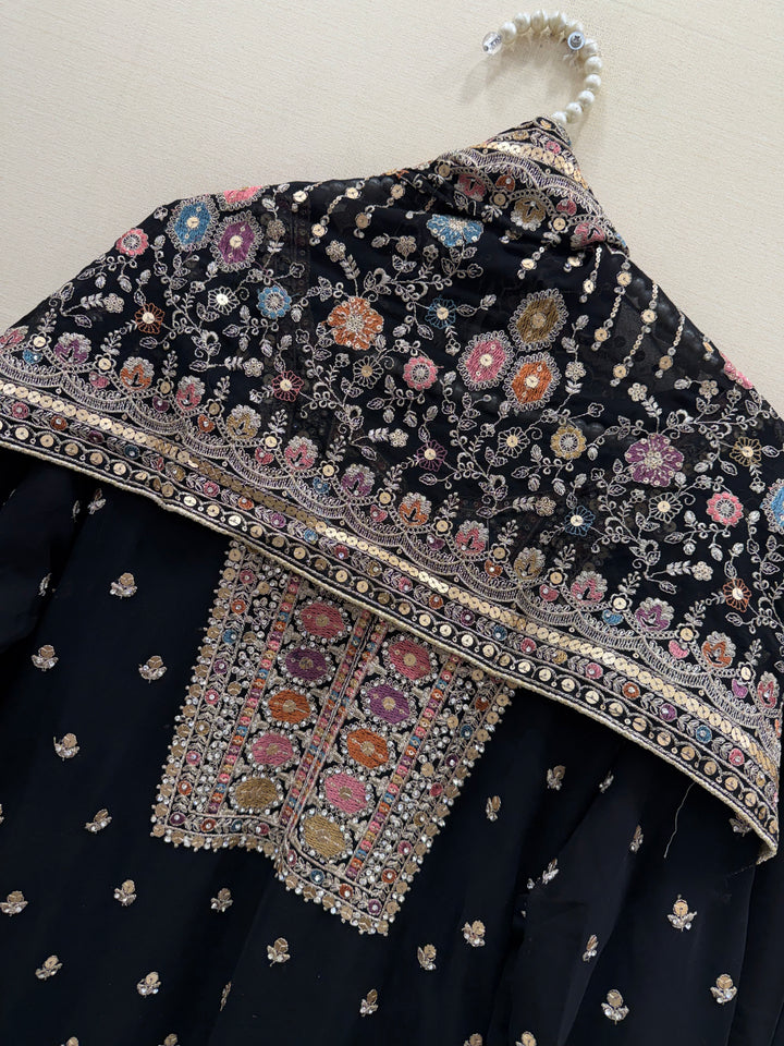 Sequences palazzo suits