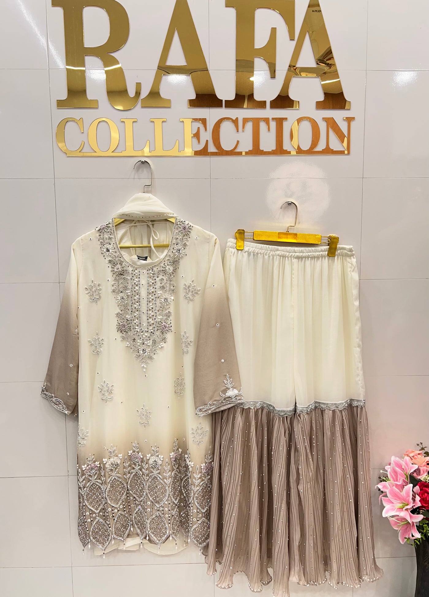 Wedding luxe garara suits 28109