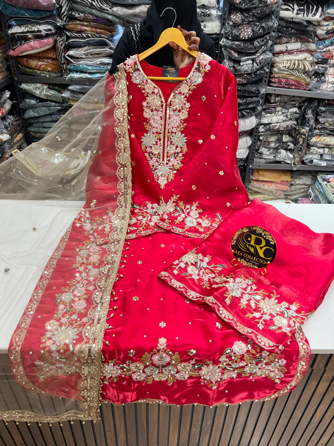 Viral Pakistani Suits 2782