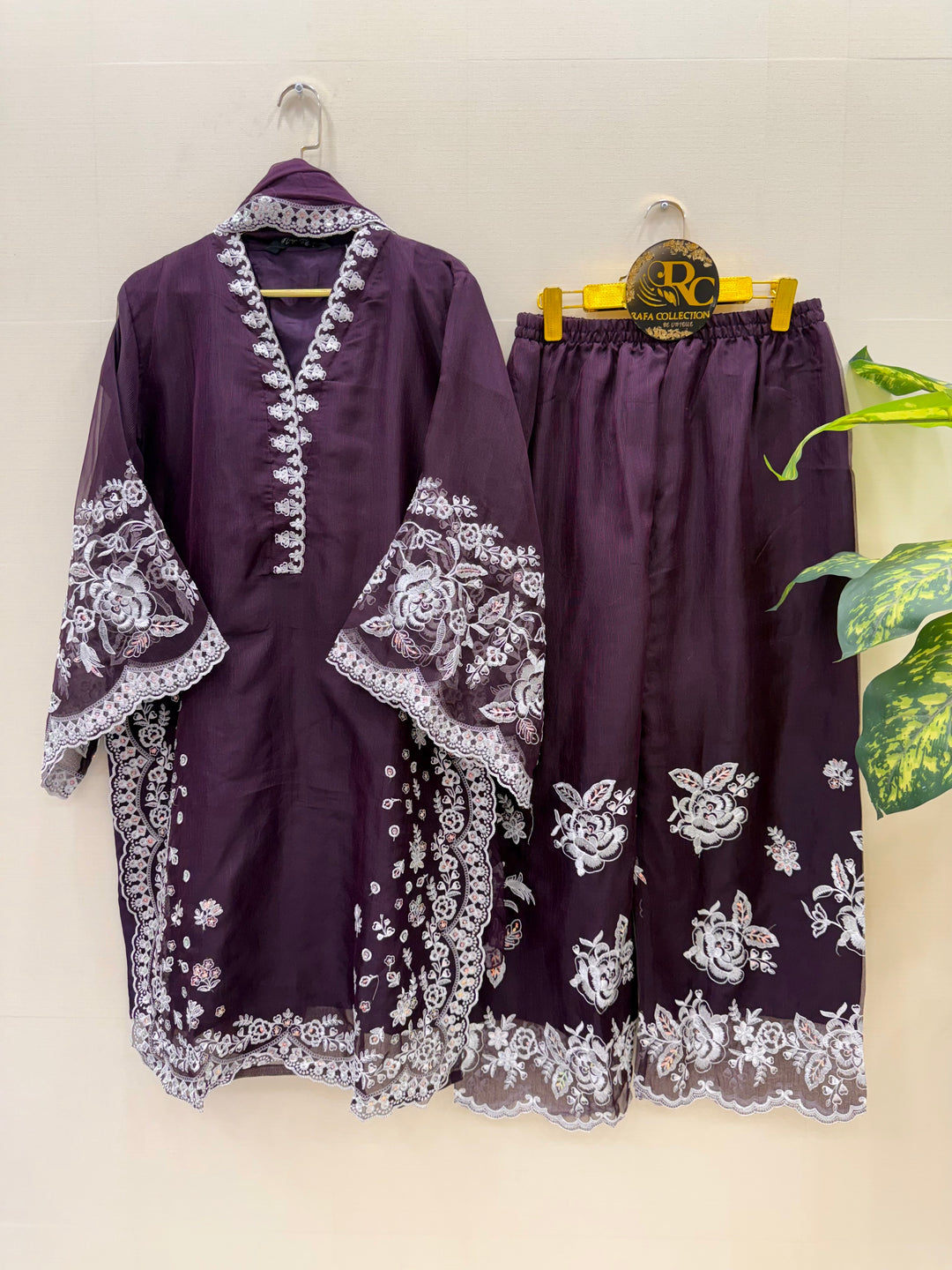 Pakistani Embroided luxe edit 29071