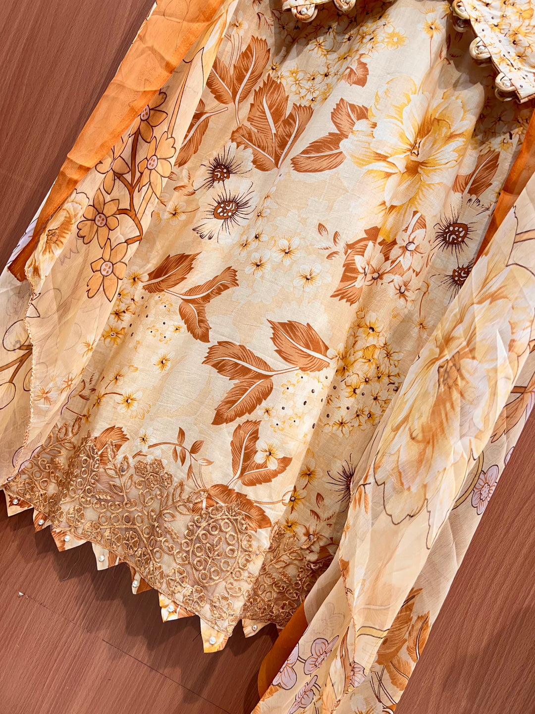 Pakistani embroided suits 2611