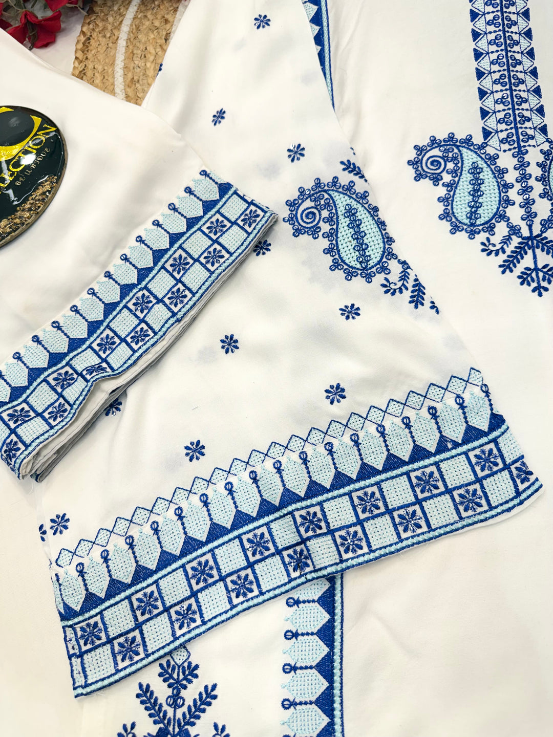 Pakistani embroided suits 3118